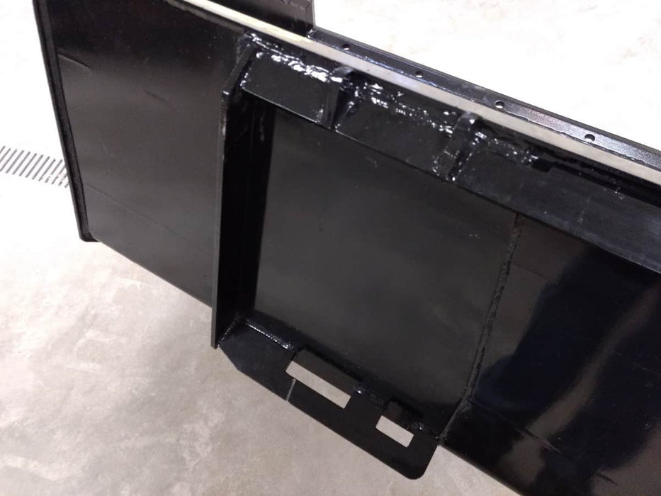 Stinger Attachments Tractor Material Bucket – Series 1 (MB1)