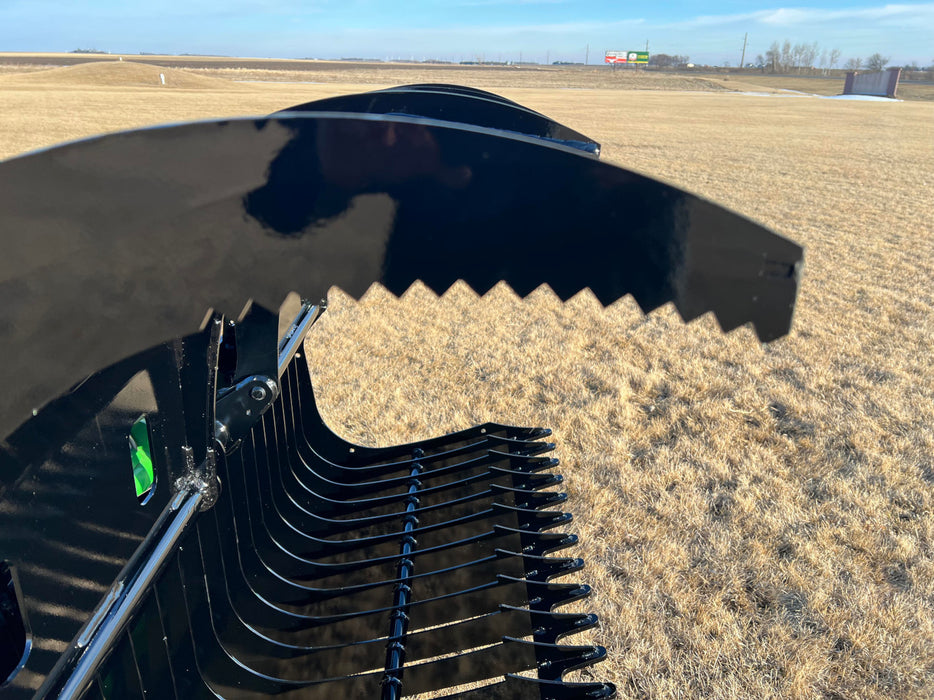 Stinger Attachments Compact Tractor Rock Grapple (CROG)