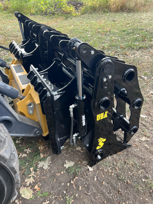 Stinger Attachments Utility Tractor Clam Grapple (CG)