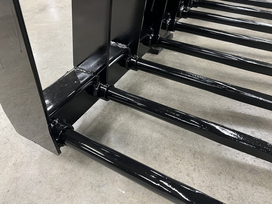 Stinger Attachments Skid Steer Manure Spear Grapple Bucket (MSG)