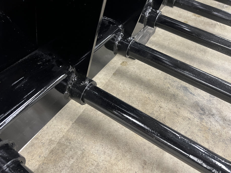 Stinger Attachments Tractor Manure Spear (MS)