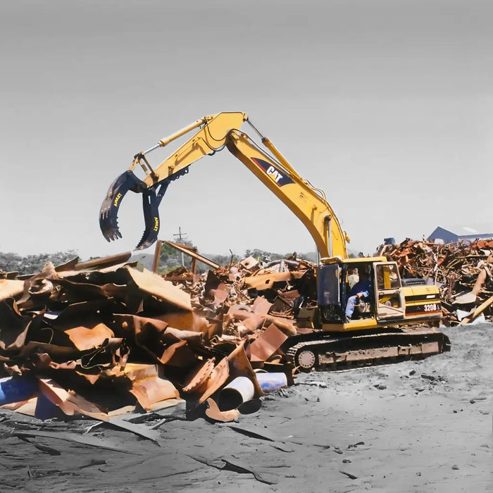 Amulet Excavator Rigid Thumb Attachment – Heavy-Duty Convertible Design