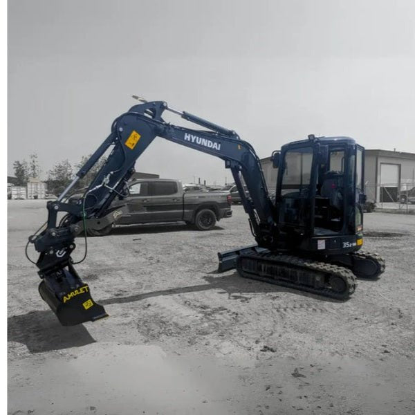Amulet Hydraulic Tilt Bucket – Excavator Soil Shaping Attachment