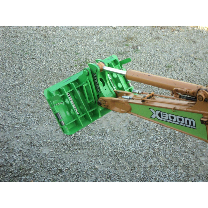 Amulet XBoom Coupler® – Mini Excavator Adapter System