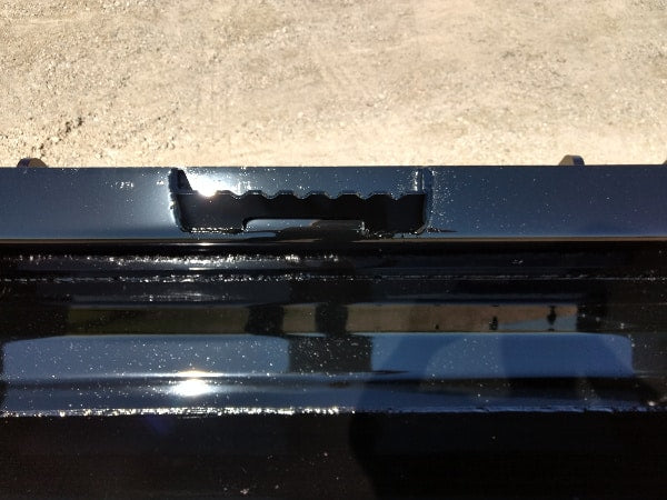 Stinger Attachments Tractor Material Bucket – Series 3 (MB3)